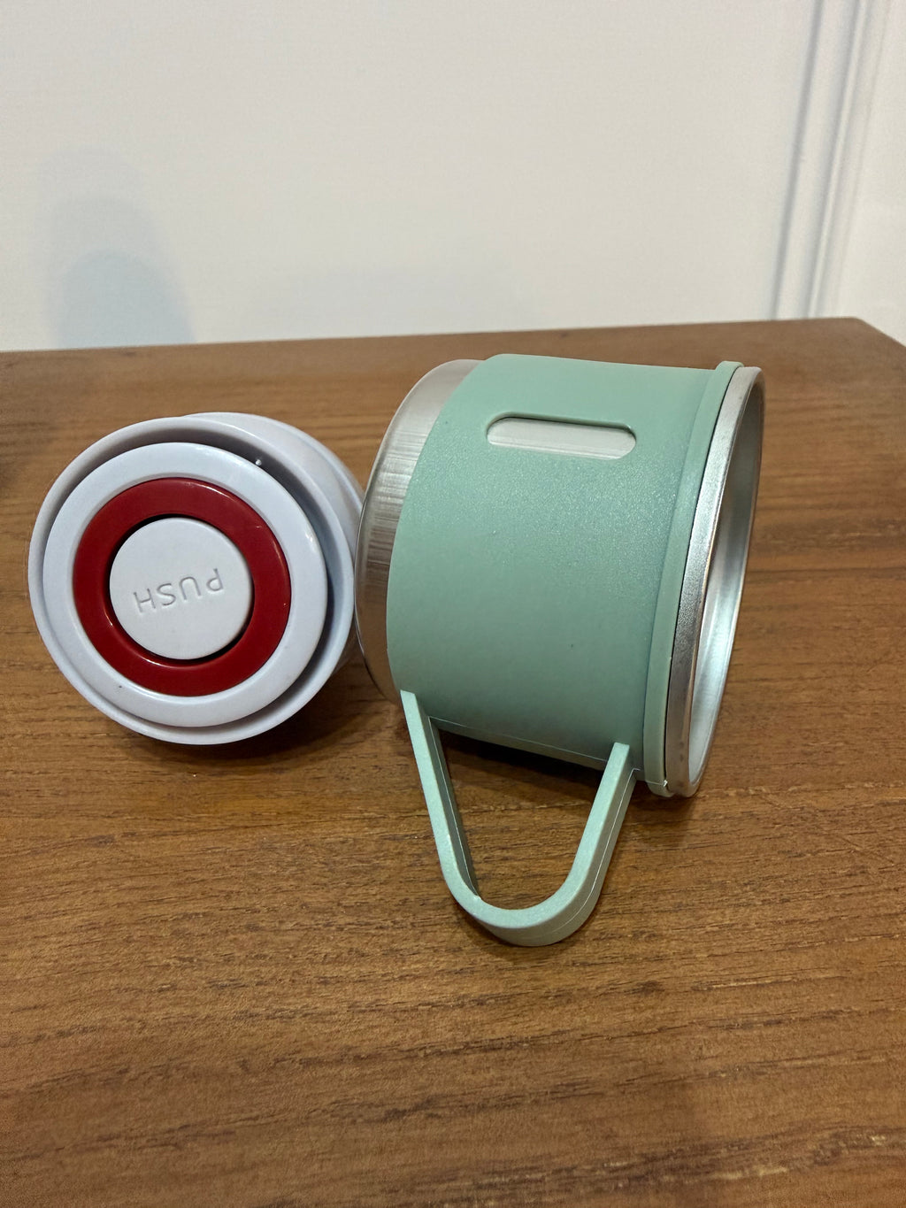 Premium insulated water bottle set